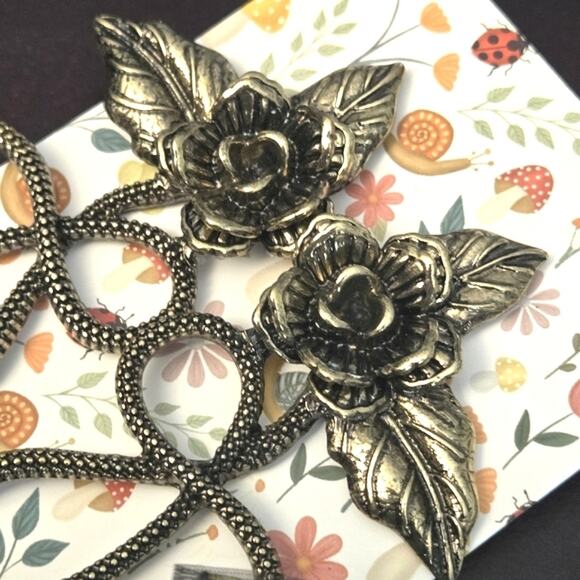 Vintage Gothic Snake & Floral Earrings Antique Brass Whimsigoth Jewelry Unique - Picture 2 of 4